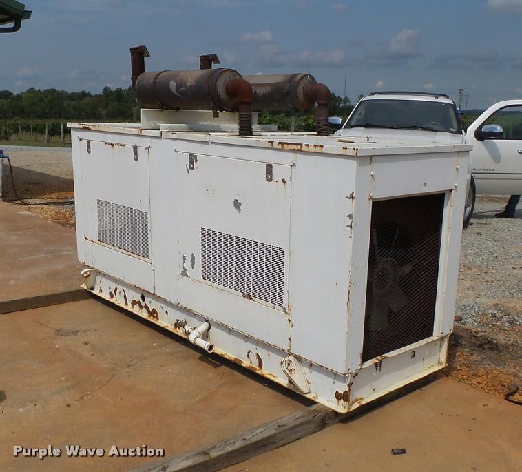 image for item K3251 1985 Generac 58368 generator