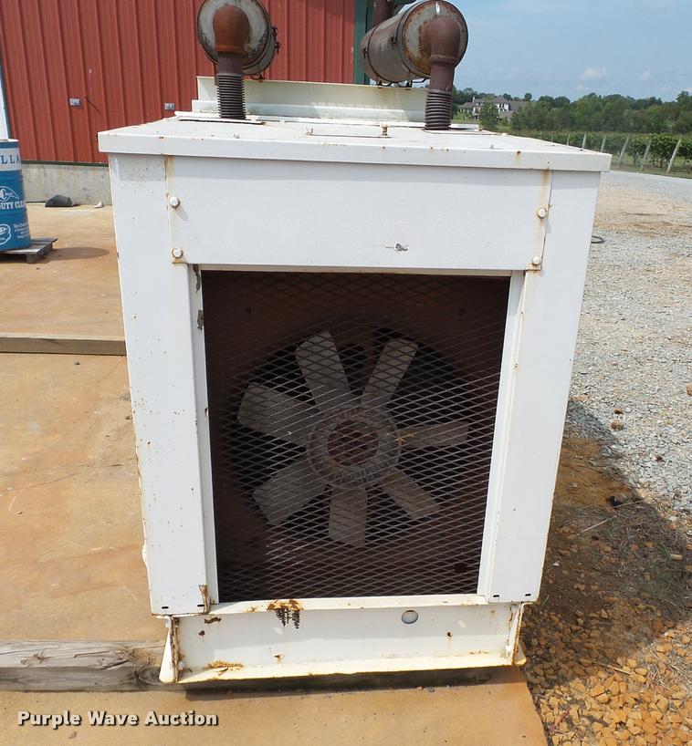 image for item K3251 1985 Generac 58368 generator