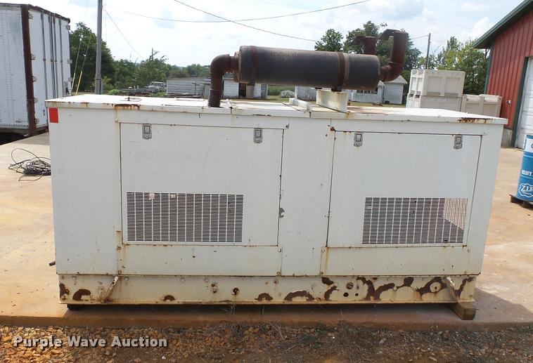 image for item K3251 1985 Generac 58368 generator