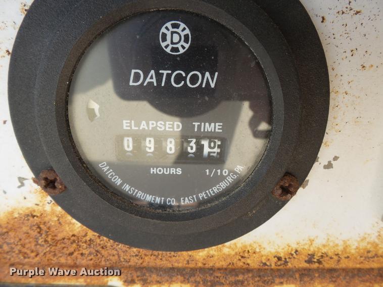 image for item K3251 1985 Generac 58368 generator