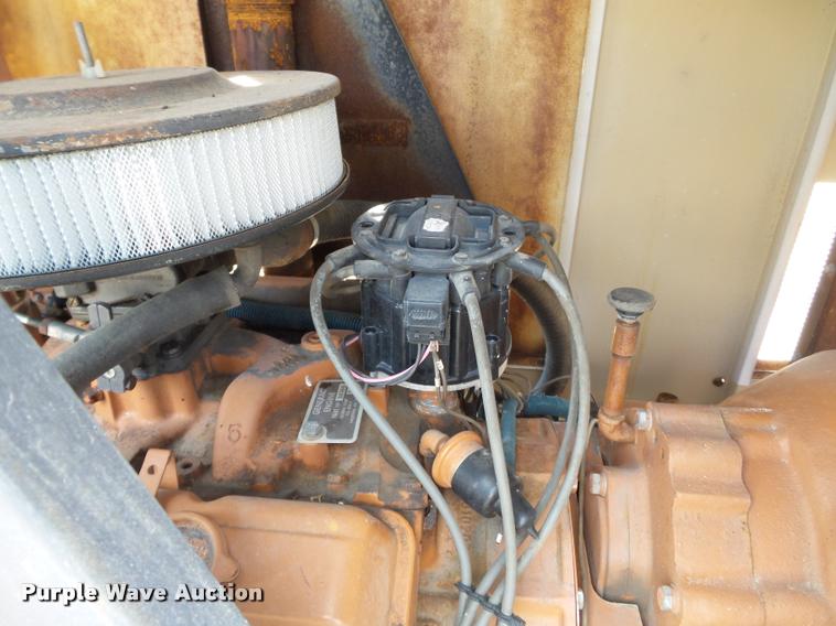 image for item K3251 1985 Generac 58368 generator