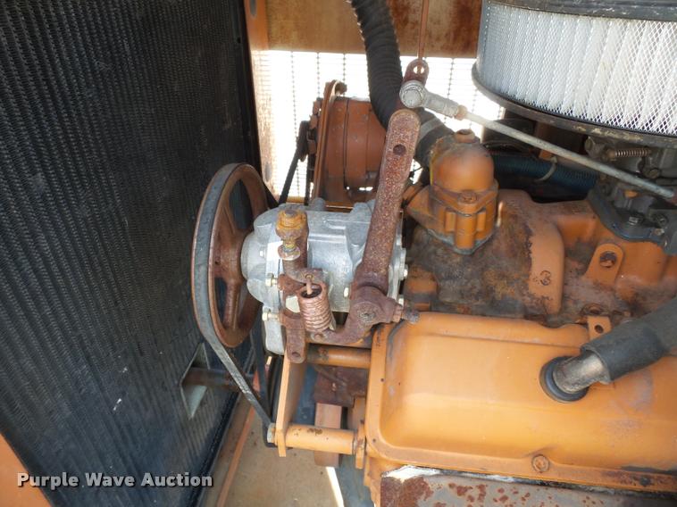 image for item K3251 1985 Generac 58368 generator