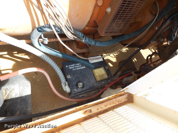 image for item K3251 1985 Generac 58368 generator