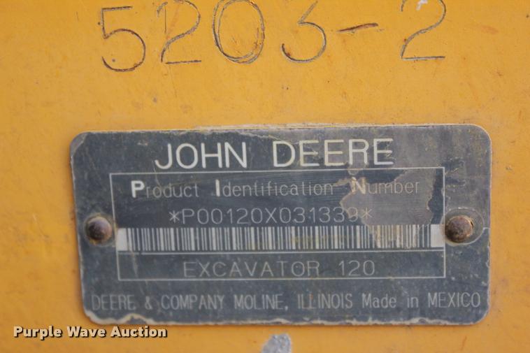 image for item L3207 2000 John Deere 120 excavator