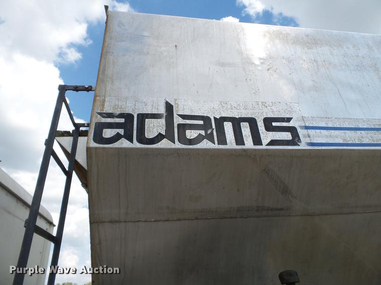 image for item DA2388 1999 Mack CH613 fertilizer tender truck