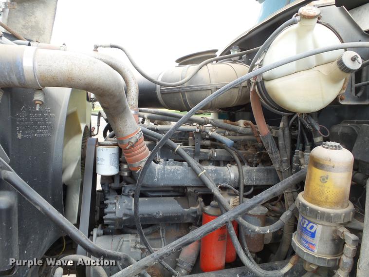 image for item DA2388 1999 Mack CH613 fertilizer tender truck