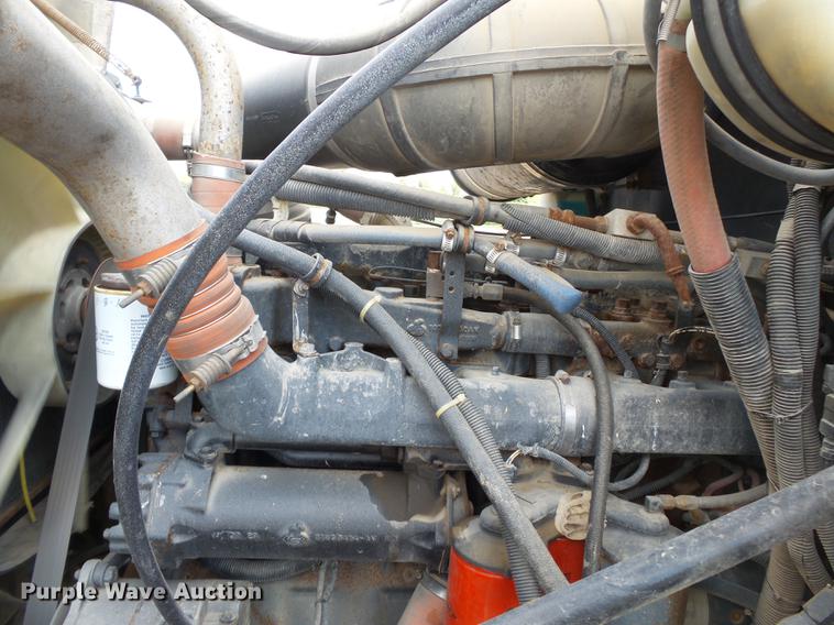 image for item DA2388 1999 Mack CH613 fertilizer tender truck