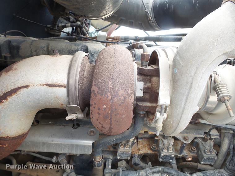 image for item DA2388 1999 Mack CH613 fertilizer tender truck