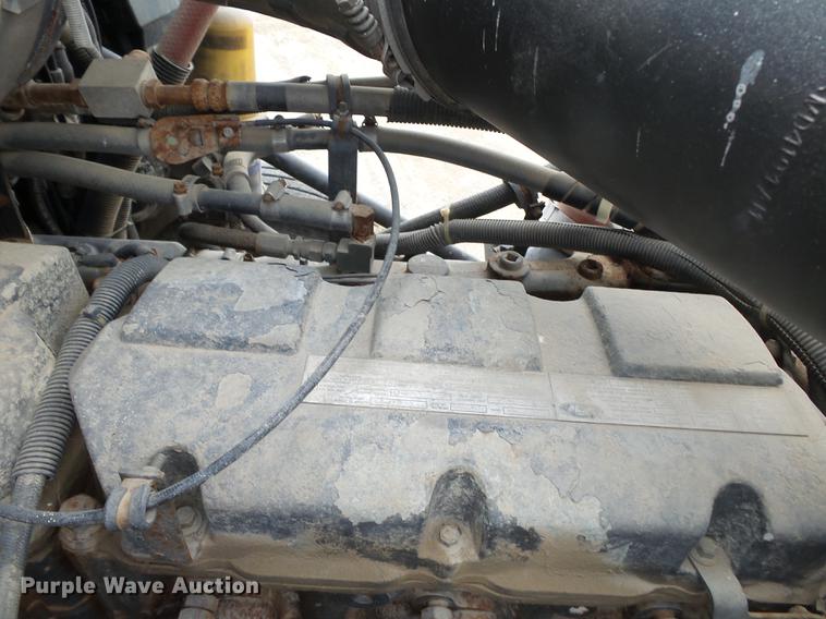 image for item DA2388 1999 Mack CH613 fertilizer tender truck