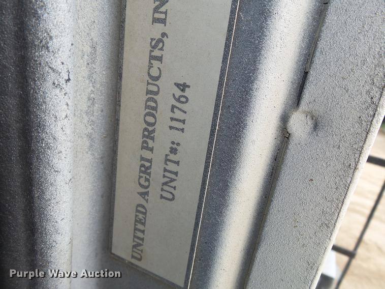 image for item DA2388 1999 Mack CH613 fertilizer tender truck