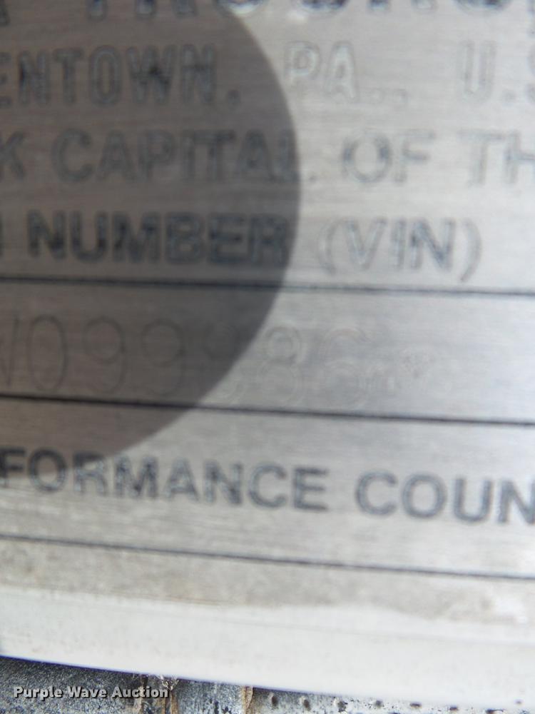 image for item DA2388 1999 Mack CH613 fertilizer tender truck