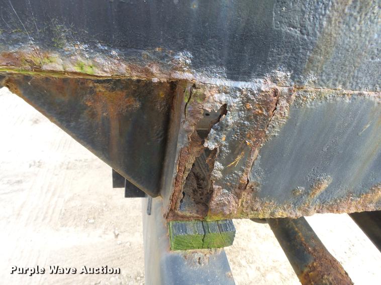 image for item DA2389 1994 International 9400 fertilizer tender truck