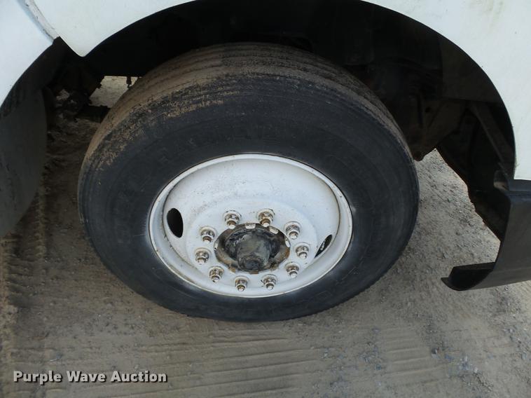 image for item DA2389 1994 International 9400 fertilizer tender truck