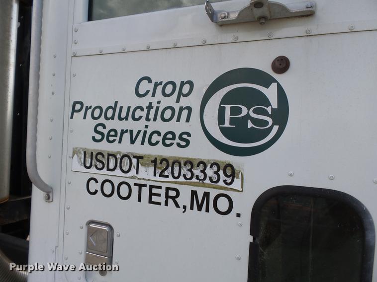 image for item DA2389 1994 International 9400 fertilizer tender truck