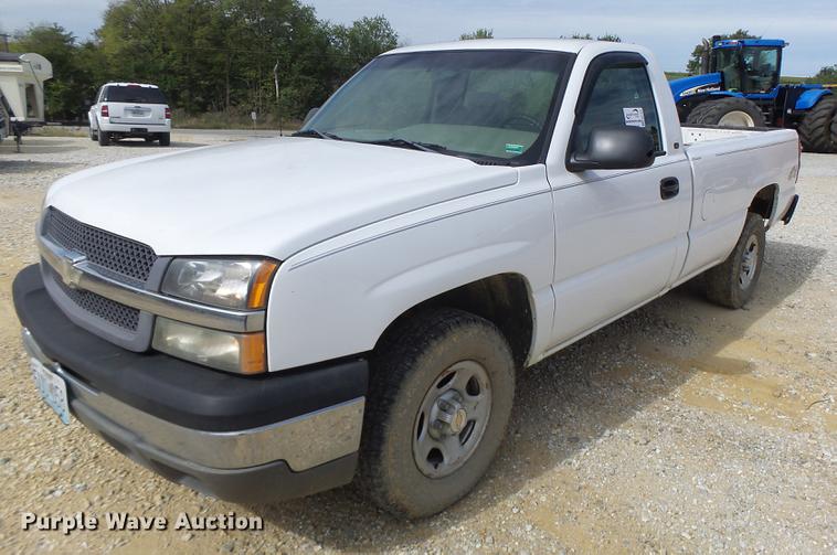 image for item DB1484 2003 Chevrolet Silverado 1500 pickup truck