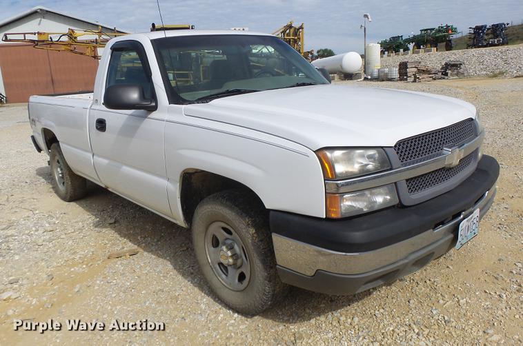 image for item DB1484 2003 Chevrolet Silverado 1500 pickup truck