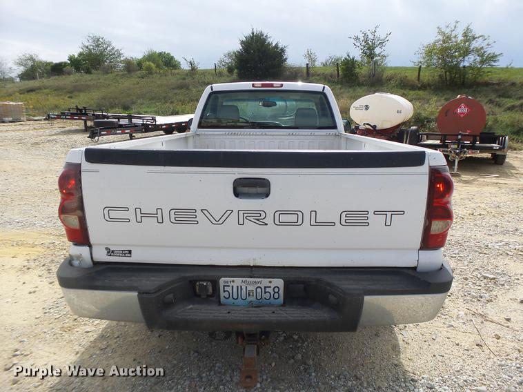 image for item DB1484 2003 Chevrolet Silverado 1500 pickup truck