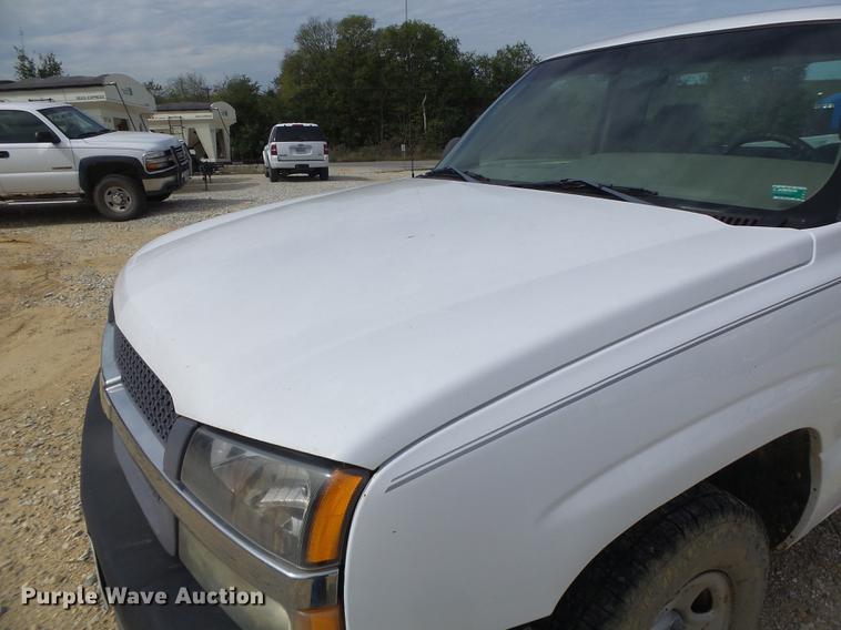 image for item DB1484 2003 Chevrolet Silverado 1500 pickup truck