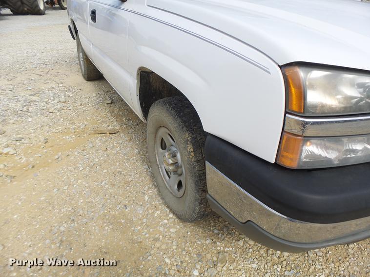 image for item DB1484 2003 Chevrolet Silverado 1500 pickup truck