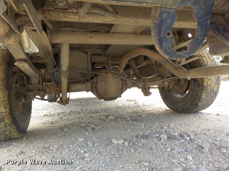 image for item DB1484 2003 Chevrolet Silverado 1500 pickup truck