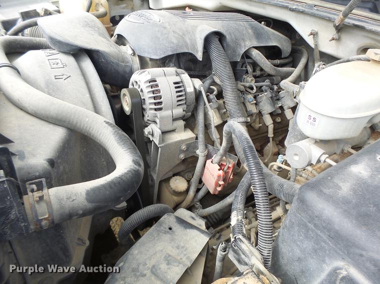 image for item DB1484 2003 Chevrolet Silverado 1500 pickup truck