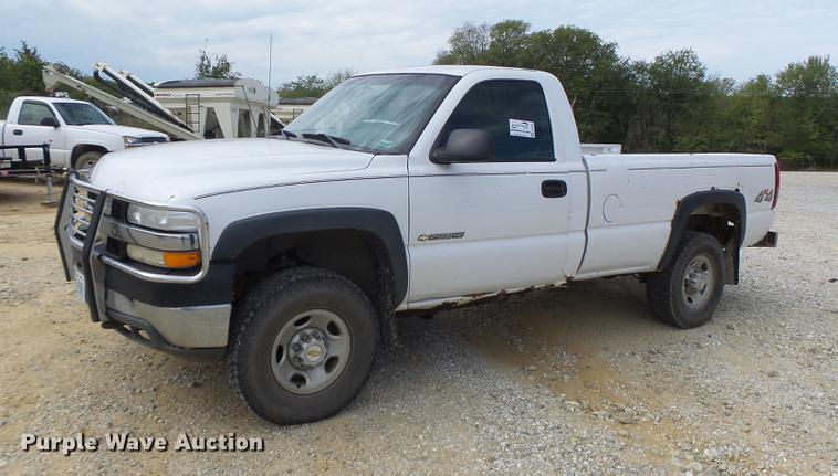 image for item DB1485 2002 Chevrolet Silverado 2500HD pickup truck