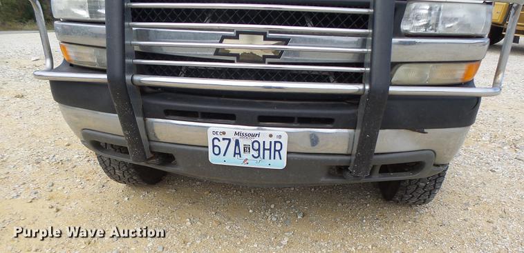 image for item DB1485 2002 Chevrolet Silverado 2500HD pickup truck