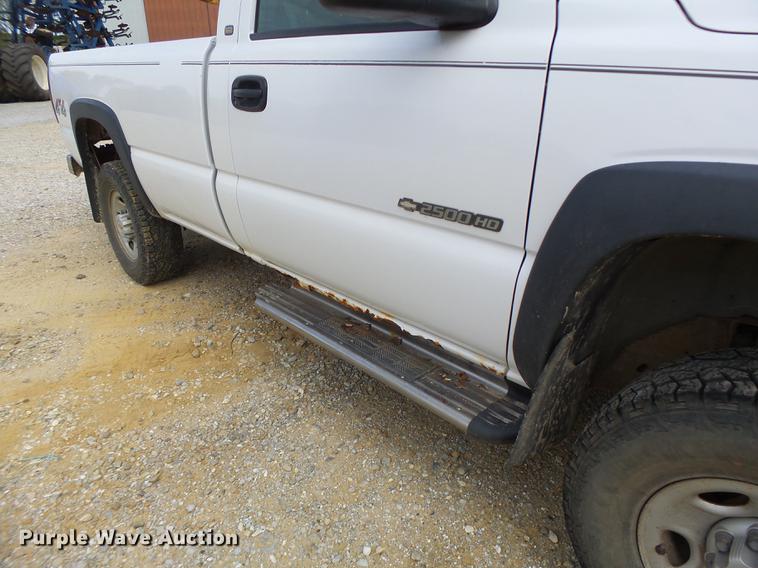 image for item DB1485 2002 Chevrolet Silverado 2500HD pickup truck