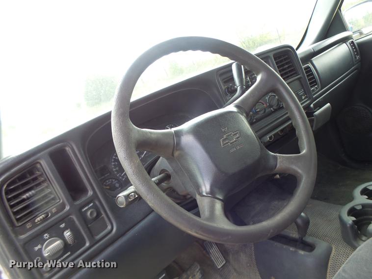 image for item DB1485 2002 Chevrolet Silverado 2500HD pickup truck