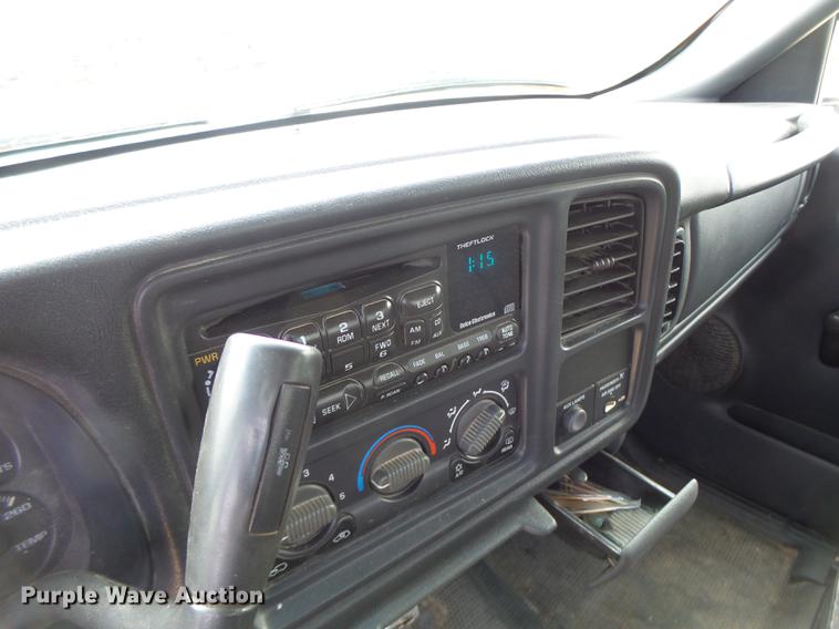 image for item DB1485 2002 Chevrolet Silverado 2500HD pickup truck