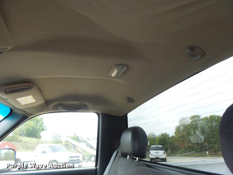 image for item DB1485 2002 Chevrolet Silverado 2500HD pickup truck