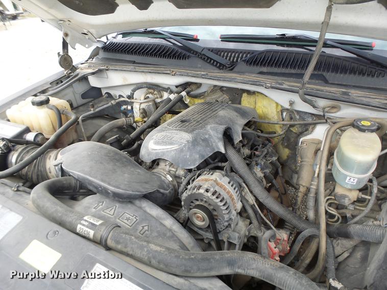 image for item DB1485 2002 Chevrolet Silverado 2500HD pickup truck