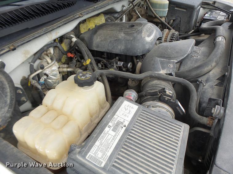 image for item DB1485 2002 Chevrolet Silverado 2500HD pickup truck