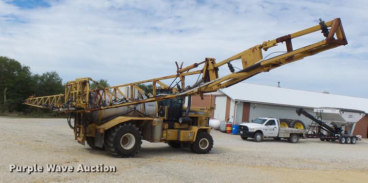 image for item DB1486 Ag-Chem TerraGator 8104 self-propelled sprayer