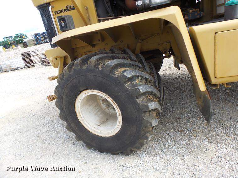 image for item DB1486 Ag-Chem TerraGator 8104 self-propelled sprayer