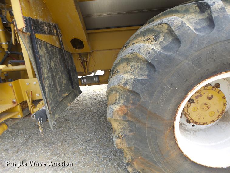 image for item DB1486 Ag-Chem TerraGator 8104 self-propelled sprayer