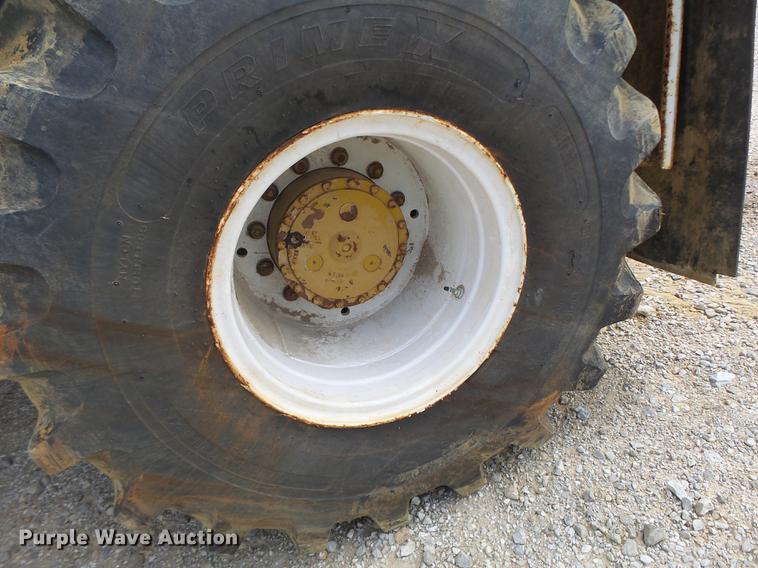 image for item DB1486 Ag-Chem TerraGator 8104 self-propelled sprayer