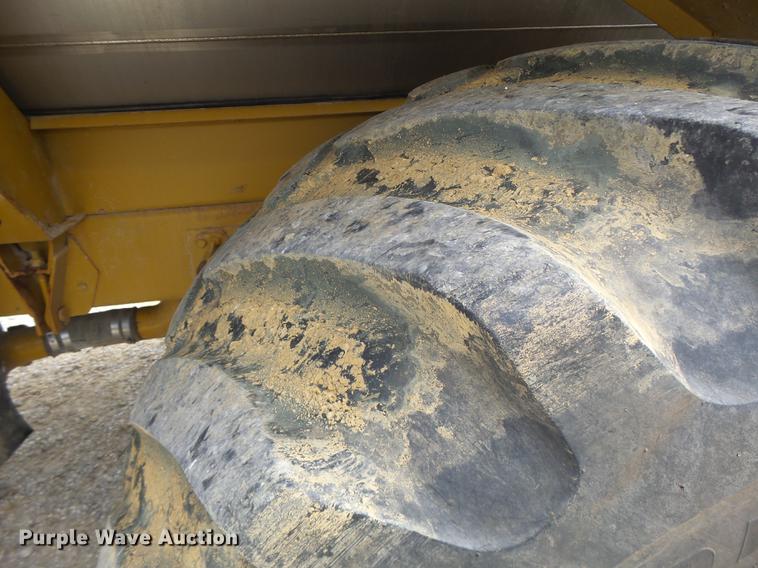 image for item DB1486 Ag-Chem TerraGator 8104 self-propelled sprayer