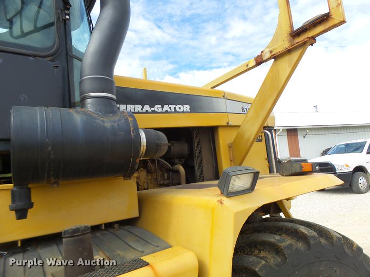 image for item DB1486 Ag-Chem TerraGator 8104 self-propelled sprayer