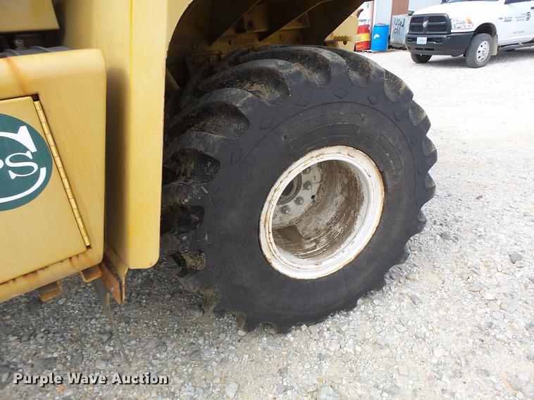 image for item DB1486 Ag-Chem TerraGator 8104 self-propelled sprayer