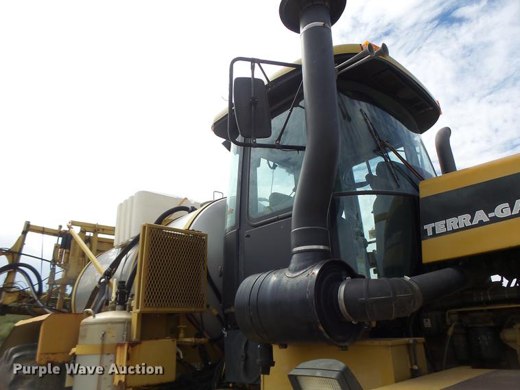 image for item DB1486 Ag-Chem TerraGator 8104 self-propelled sprayer