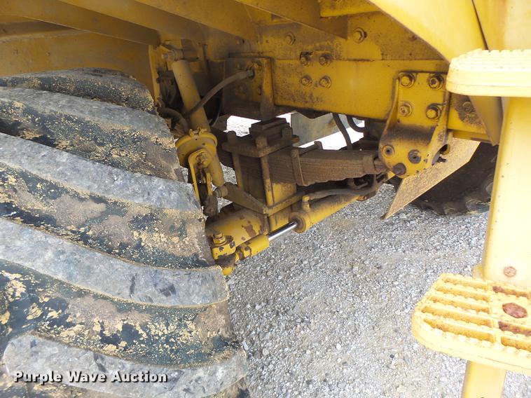 image for item DB1486 Ag-Chem TerraGator 8104 self-propelled sprayer