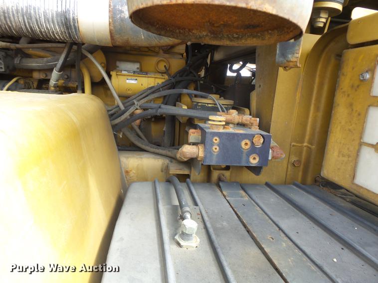 image for item DB1486 Ag-Chem TerraGator 8104 self-propelled sprayer