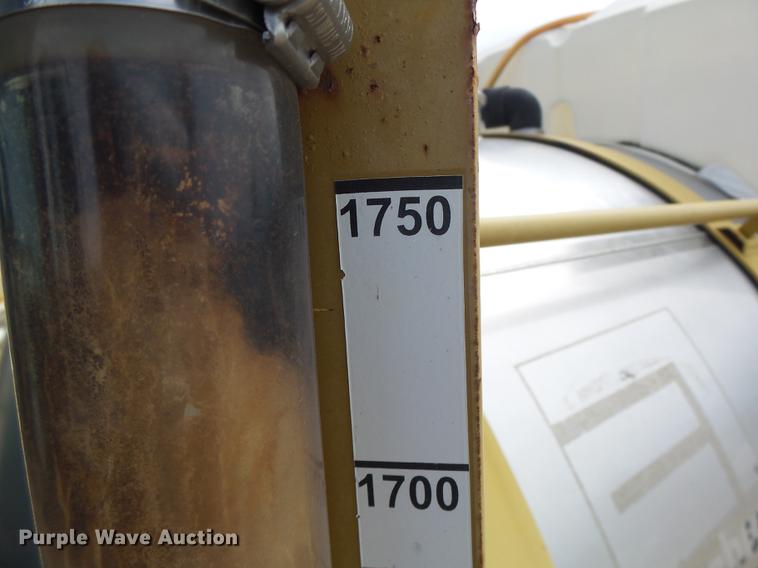 image for item DB1486 Ag-Chem TerraGator 8104 self-propelled sprayer