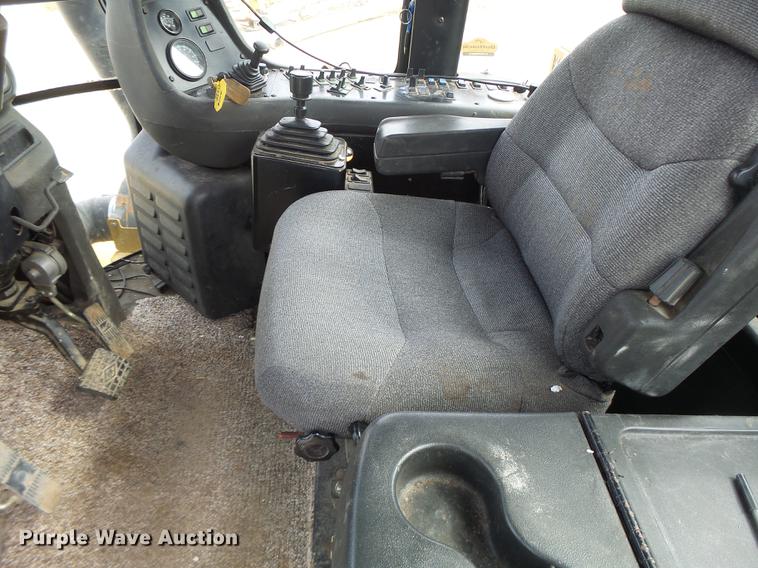 image for item DB1486 Ag-Chem TerraGator 8104 self-propelled sprayer