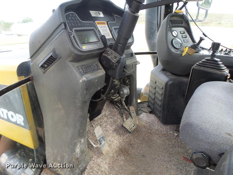 image for item DB1486 Ag-Chem TerraGator 8104 self-propelled sprayer