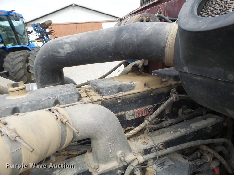 image for item DB1487 1993 International 9400 truck cab and chassis