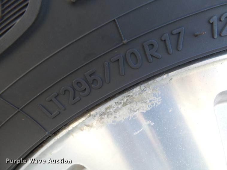 image for item DB7388 2014 Chevrolet Silverado 2500HD LT Crew Cab pickup truck