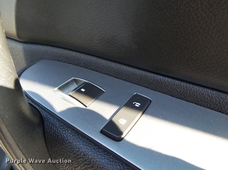 image for item DB7388 2014 Chevrolet Silverado 2500HD LT Crew Cab pickup truck