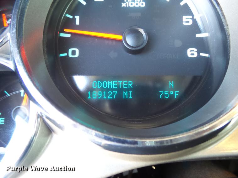 image for item DB7388 2014 Chevrolet Silverado 2500HD LT Crew Cab pickup truck